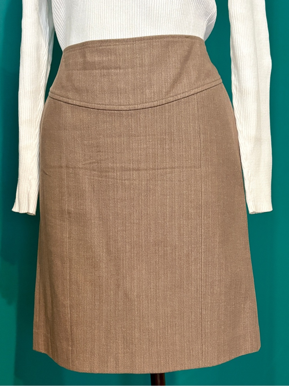 Banana Republic Classic Taupe High-Waist Pencil Skirt in Cotton/Spandex